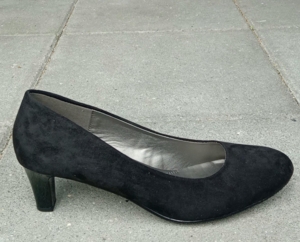 Sorte pumps i størrelse 43, 44, 45