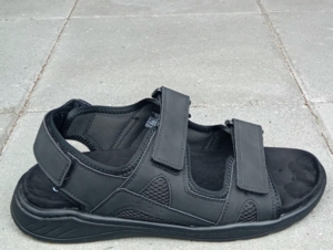 Sort sandal op til størrelse 52