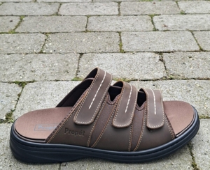 Bred Stik i sandal på vidde 5E