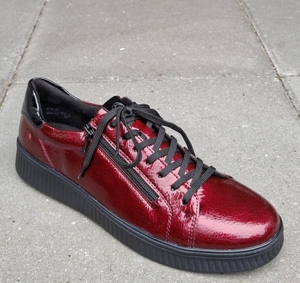 Remonte sneaker / Rød og sort lak