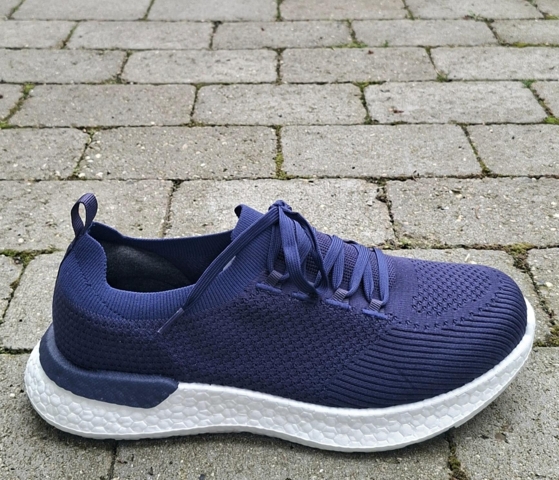 Vidde 5E sneakers med Slip In effekt.