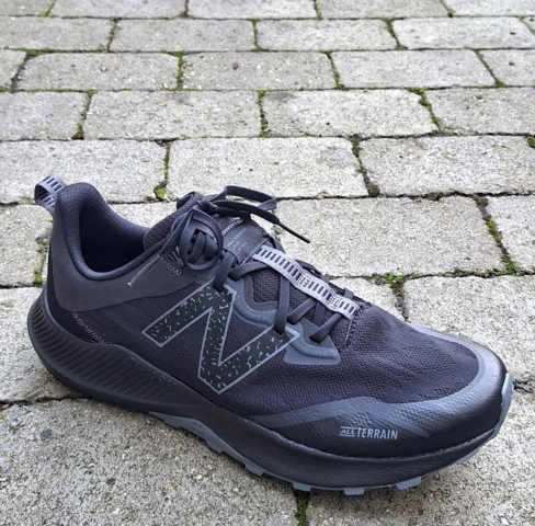 New Balance trail løbesko / Wide Fit