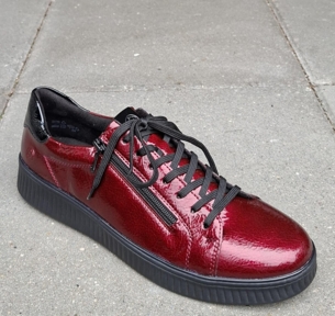 Remonte sneaker / Rød og sort lak